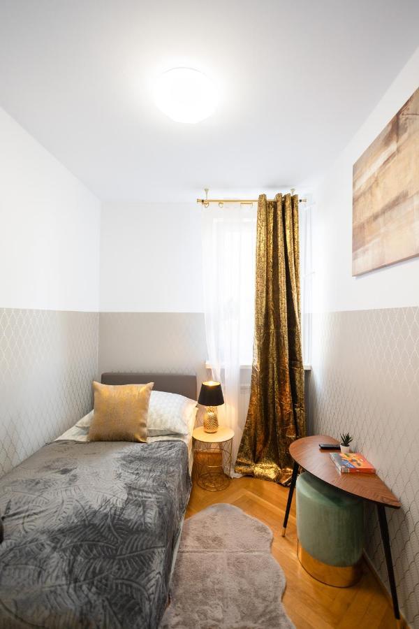 Clicktheflat Stawki Apart Rooms Varsovia Exterior foto