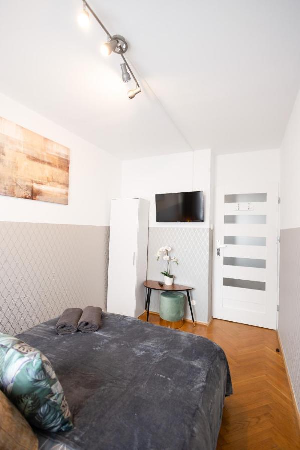 Clicktheflat Stawki Apart Rooms Varsovia Exterior foto