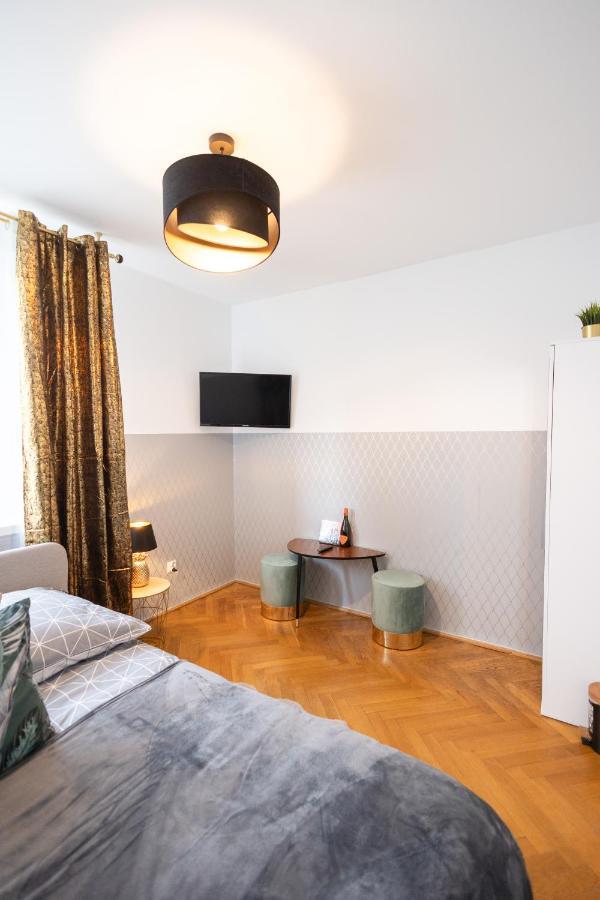 Clicktheflat Stawki Apart Rooms Varsovia Exterior foto